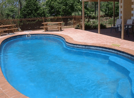 Copper Country Motor Inn - Surfers Gold Coast 1