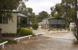 Minlaton Caravan Park And Cabins - Surfers Gold Coast 1
