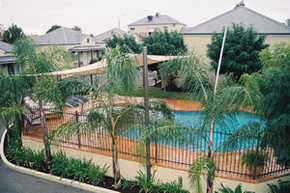 Bridges On Meninya Motel & Apartments - Surfers Gold Coast 0