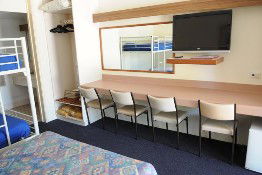 Fox Glenn Motor Inn - Surfers Gold Coast 0