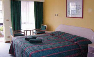 Burwood East Motel - Surfers Gold Coast 1