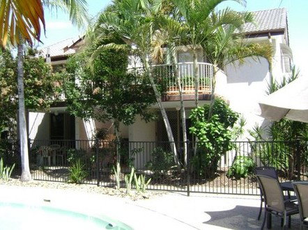 Weyba Gardens Resort - Surfers Gold Coast 3