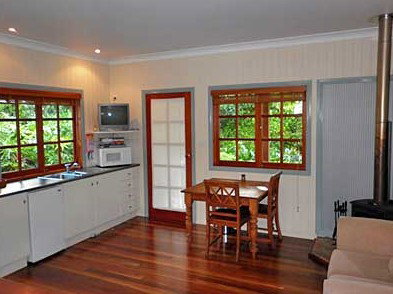 Allumbah Pocket Cottages - Surfers Gold Coast 2