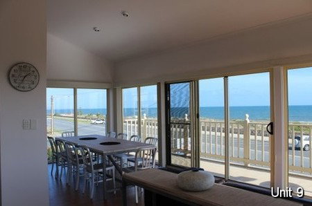 Seavista Holiday Units - Surfers Gold Coast 1