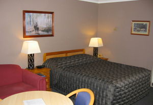 Highlands Motor Inn - Surfers Gold Coast 0