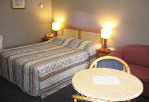 Highlands Motor Inn - Surfers Gold Coast 1