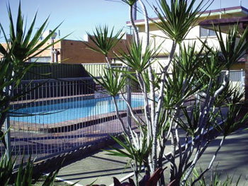 Motel Monaco - Surfers Gold Coast 1