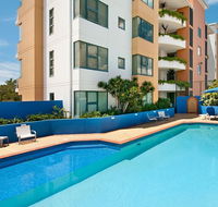 Santorini on Mudjimba - Surfers Gold Coast