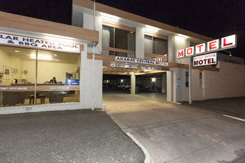 Ararat Central Motel - Surfers Gold Coast 0