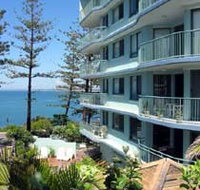 Campbells Cove Beachfront Apartments - Surfers Gold Coast