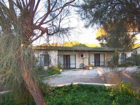 Coffin Bay Beach Units - Surfers Gold Coast 0