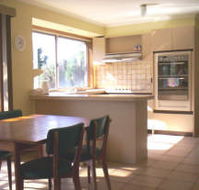 Red Rock Lodge - Surfers Gold Coast