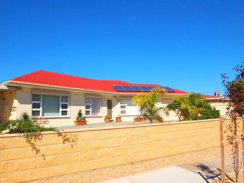 Homes Down Under - Surfers Gold Coast 1