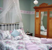 Bridge Cottages - Surfers Gold Coast