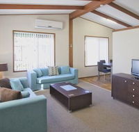 Karalta Court Village - Surfers Gold Coast