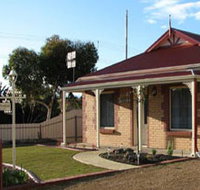 Brooking Cottage - Surfers Gold Coast