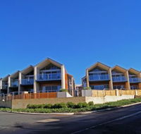 Seine Bay Apartments - Surfers Gold Coast