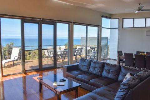 Lorne Holiday Stays - Surfers Gold Coast 3