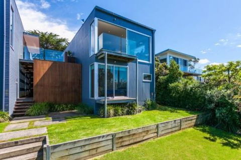 Lorne Holiday Stays - Surfers Gold Coast 7