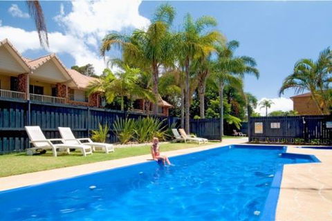 Ocean Spray Apartments - Surfers Gold Coast 1