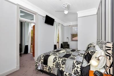 Cumquat House - Surfers Gold Coast 0