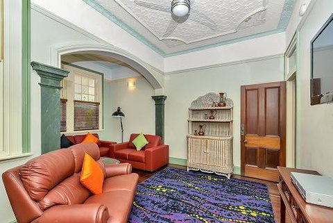 Cumquat House - Surfers Gold Coast 2