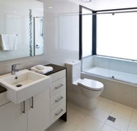 Victoria Towers - Surfers Gold Coast