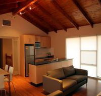 Ethelton Serviced Apartments - Surfers Gold Coast