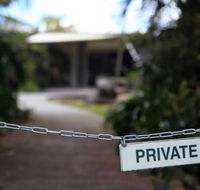ArtHOUSE Beachfront Accommodation - Surfers Gold Coast
