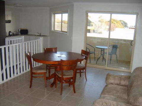 Inverloch Cabins - Surfers Gold Coast 0