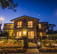 One of a Kind Apartments - Surfers Gold Coast