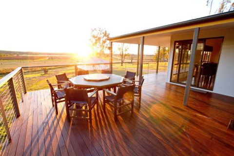 Stockton Rise Country Retreat - Surfers Gold Coast 0