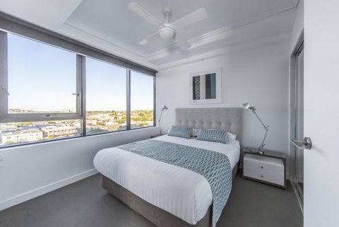M & A Apartments - Surfers Gold Coast 0