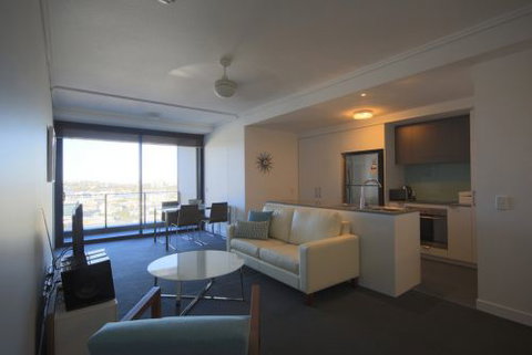 M & A Apartments - Surfers Gold Coast 2