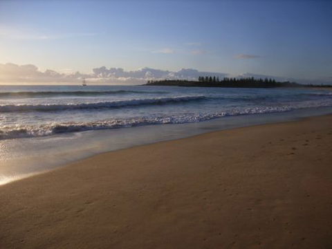 Captain's Quarters - Surfers Gold Coast 3