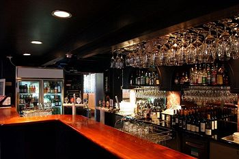 Yarra Valley Grand Hotel - Surfers Gold Coast 9