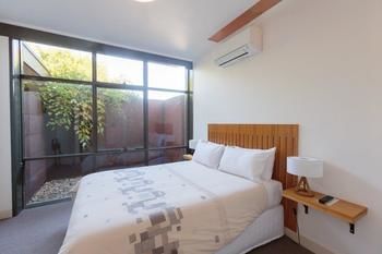 Yarra Valley Grand Hotel - Surfers Gold Coast 11