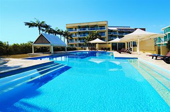 Oaks Waterfront Resort - The Entrance - Surfers Gold Coast 4