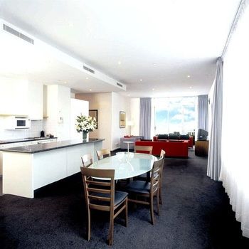 Adina Apartment Hotel Melbourne, Flinders Street - Surfers Gold Coast 4