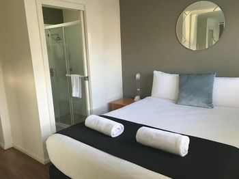 Waldorf The Entrance Serviced Apartments - Surfers Gold Coast 33