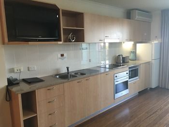 Waldorf The Entrance Serviced Apartments - Surfers Gold Coast 50