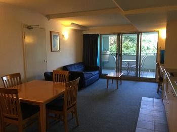 Waldorf The Entrance Serviced Apartments - Surfers Gold Coast 53
