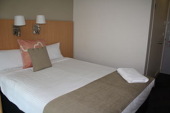 Ibis Sydney World Square - Surfers Gold Coast 22