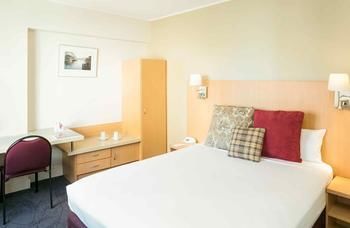 Ibis Sydney World Square - Surfers Gold Coast 29