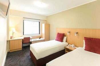 Ibis Sydney World Square - Surfers Gold Coast 31