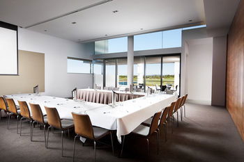 Pullman Magenta Shores Resort - Surfers Gold Coast 2