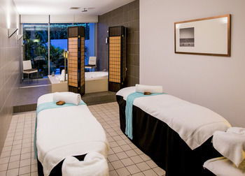 Pullman Magenta Shores Resort - Surfers Gold Coast 8