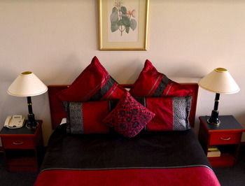 Estate Tuscany - Surfers Gold Coast 10