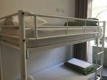 Base Sydney - Backpacker - Surfers Gold Coast 20