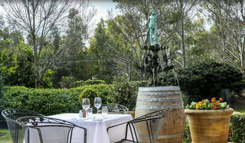 Mercure Resort Hunter Valley Gardens - Surfers Gold Coast 32